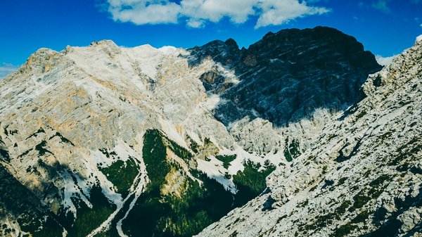 Histoiresetrevesdartois